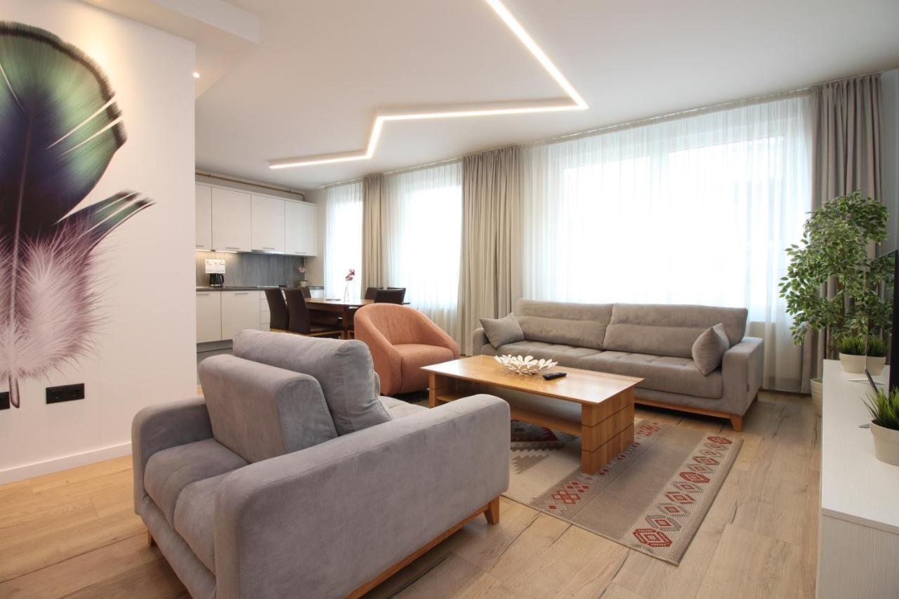 Daily Apartment *