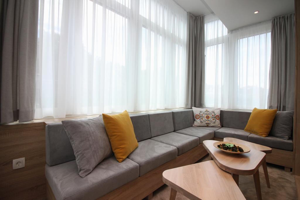 Apartma Daily *